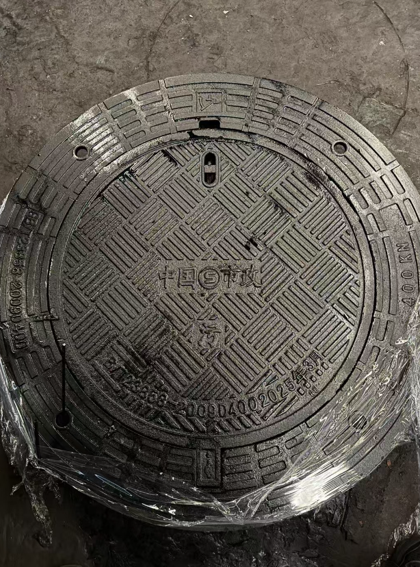 乐东球墨铸铁防沉降井盖展示
